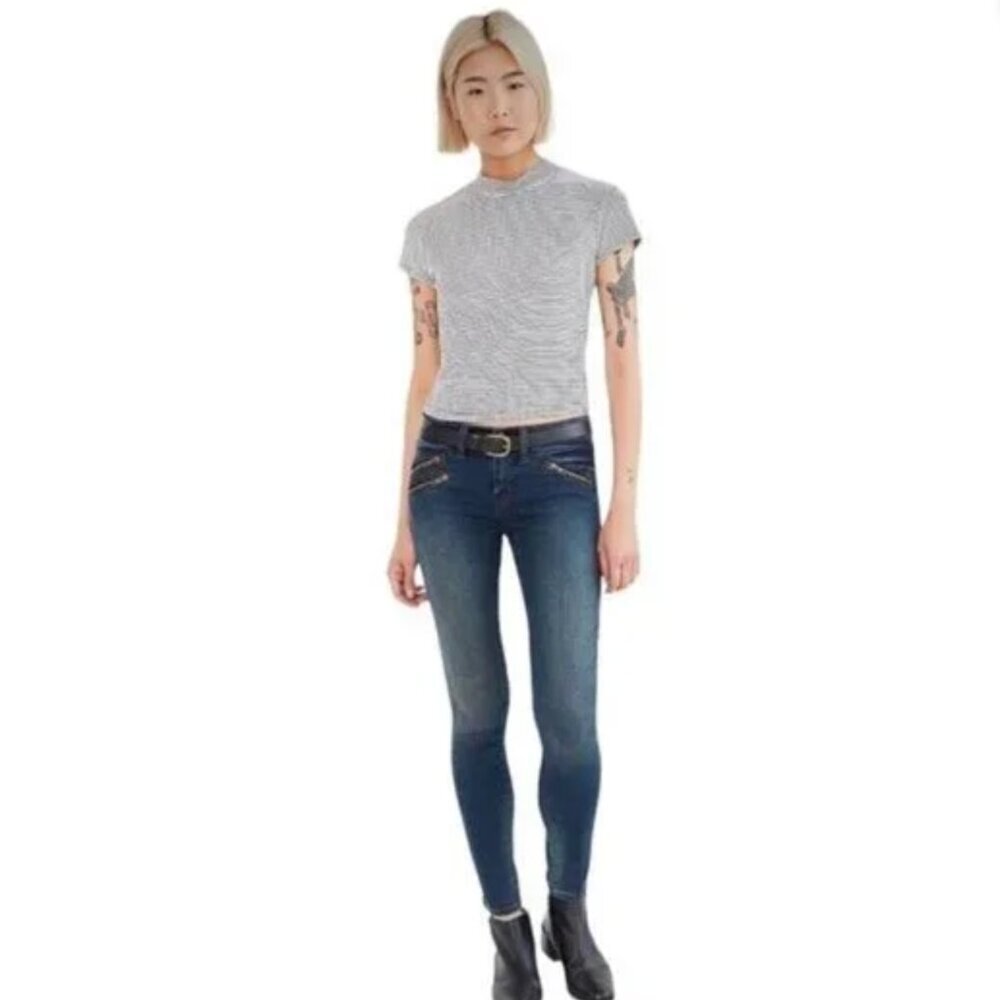 BDG Moto Style Jeans with Ankle Zippers Relaxed Slim Fit Tapered Size 29